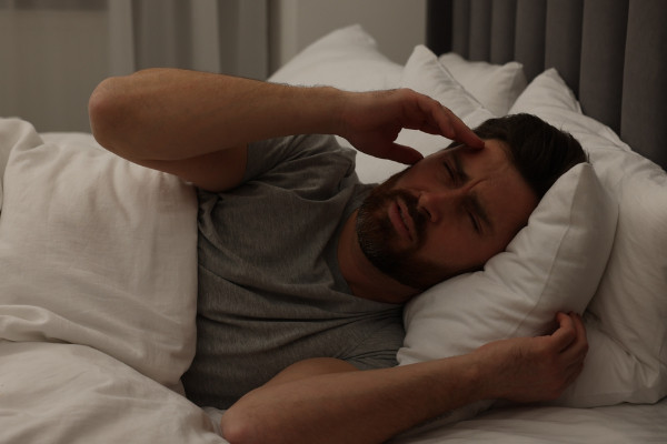 Sen w czasie choroby — jak wspierać regenerację organizmu?